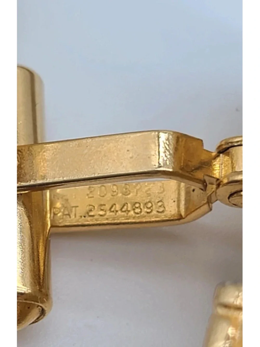 #0360- Vintage estate Christian Dior  gold tone textured Cuff and tie clips